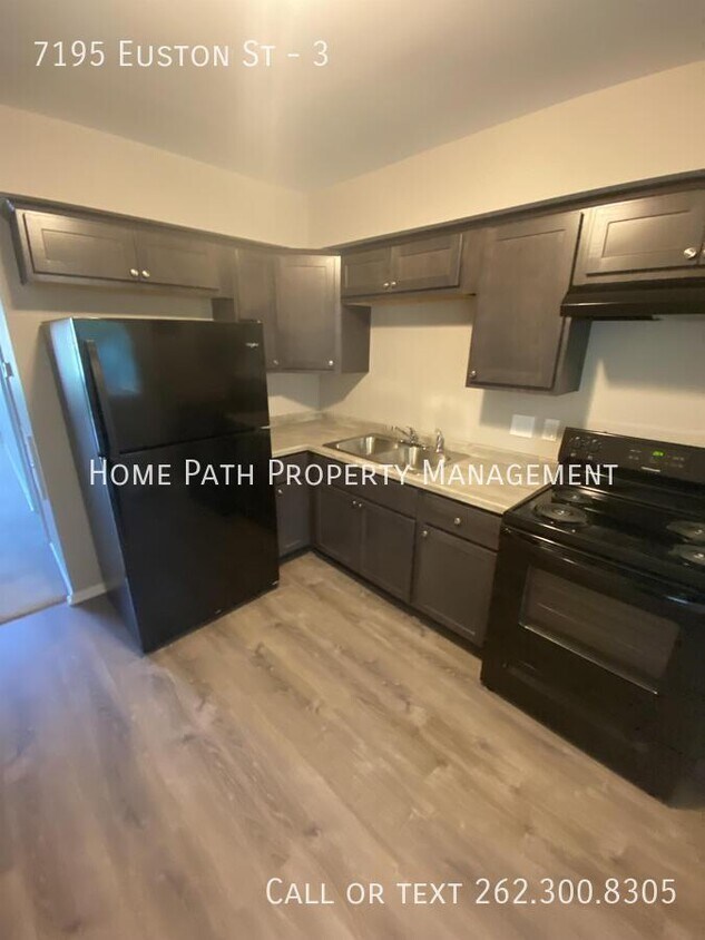 Foto principal - 7195 Euston St