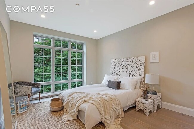 Building Photo - 132 Cambridge Pl