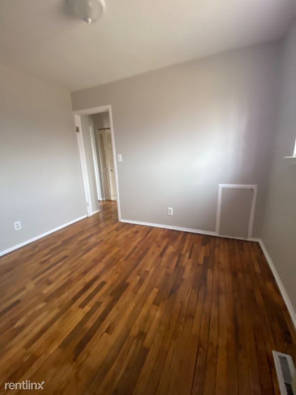 Building Photo - 3 br, 1 bath House - 2068 Flamingo Dr