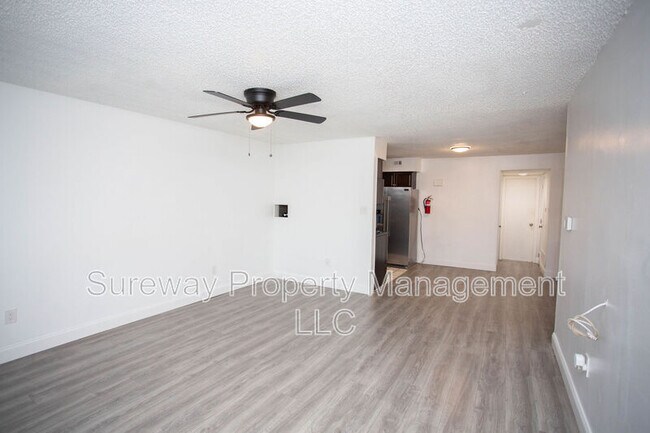 Building Photo - 810 Winding Way
