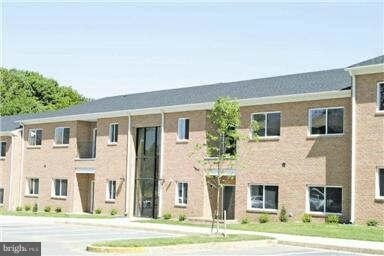Primary Photo - 10604 Provincial Dr