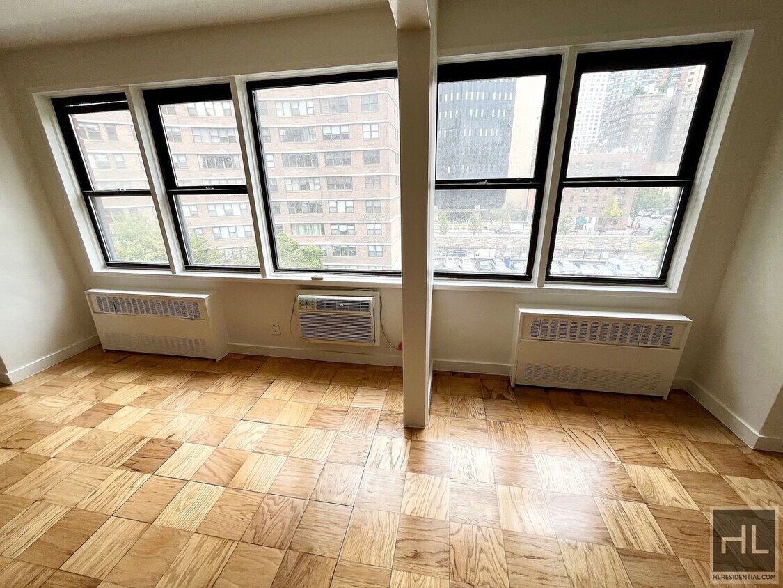 Foto principal - EAST 36 STREET