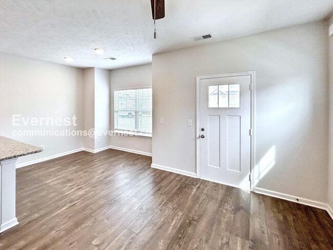 Building Photo - 211 Ansley Wy