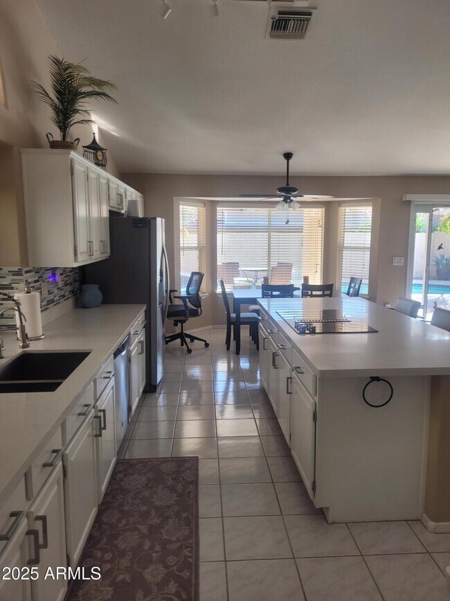 Foto del edificio - 14575 W Morning Star Trail