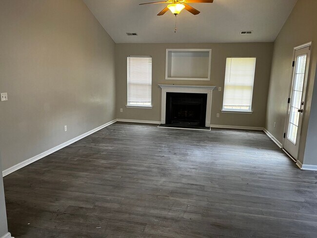 Foto del edificio - Short Term Rental