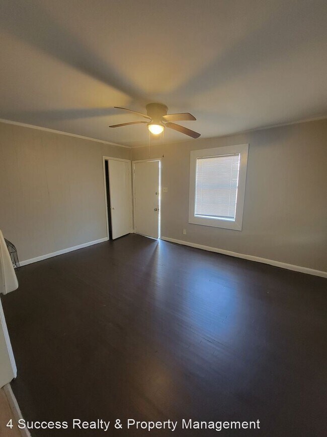 Building Photo - 2 br, 1 bath House - 3239 Nathan