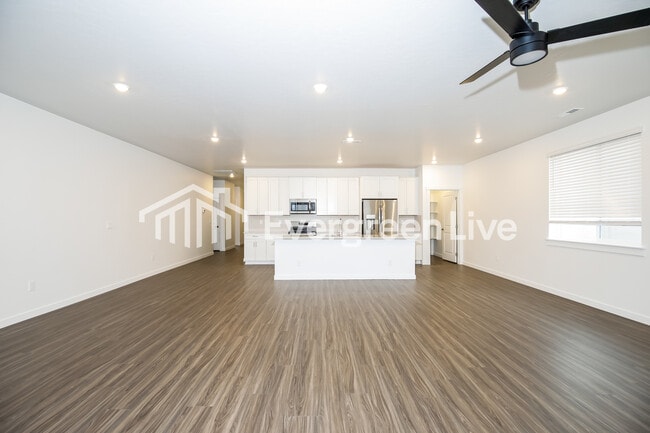 Foto del edificio - 214 Ravello St