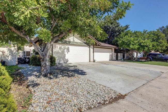 Building Photo - 3607 W Park Balboa Ave