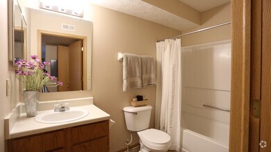 Bathroom - Templeton Crossing