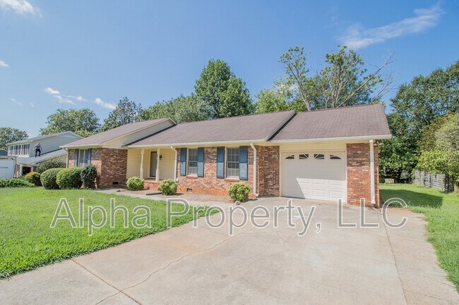 Building Photo - 102 Ticonderoga Dr
