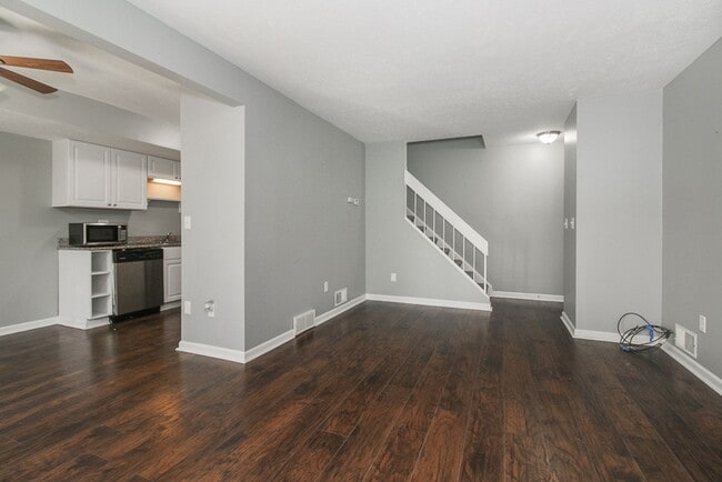 Foto del edificio - 3 Bedroom/2.5 Bath Westlake!! Condo living...