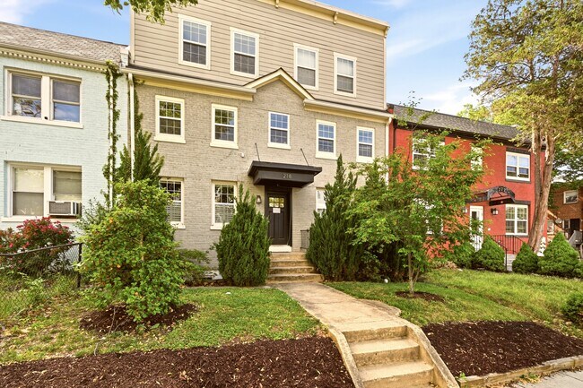 Foto del edificio - 218 20th St NE