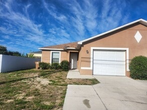 Building Photo - 606-608 Nicholas Pkwy W