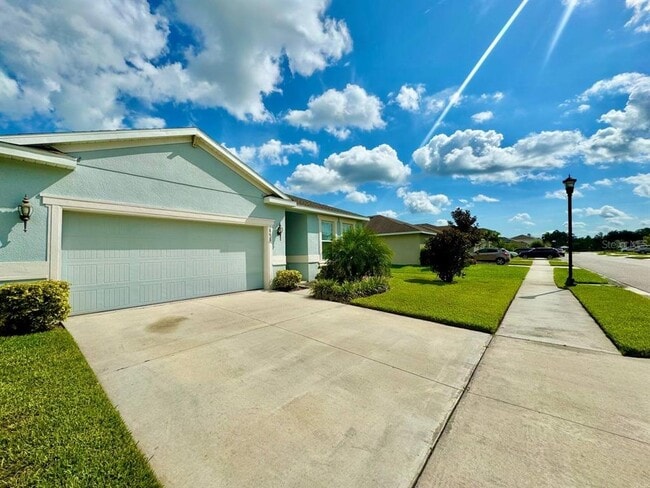 Building Photo - 18625 Hunters Meadow Walk
