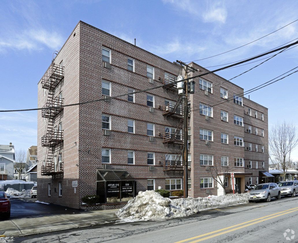 559 Anderson Ave, Cliffside Park, NJ 07010 Apartments - Cliffside Park ...