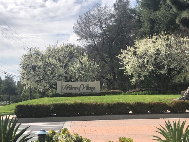 Foto del edificio - 548 Riviera Ct