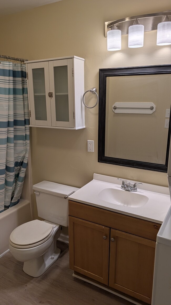 Building Photo - 105 VIEUX ORLEANS CIR