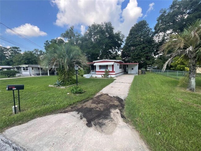 Building Photo - 1930 NW 29th Ct