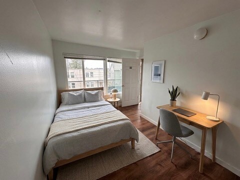 Foto del edificio - 4735 22nd Ave NE