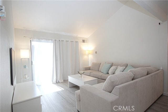 Foto del edificio - 15224 Ocaso Ave