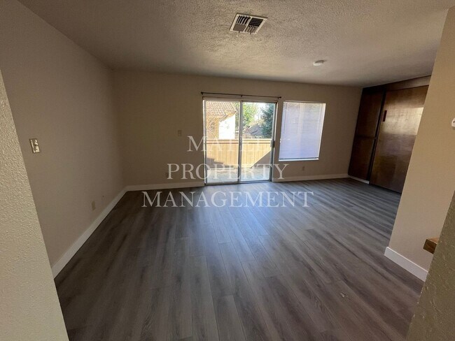 Foto del edificio - TUL370