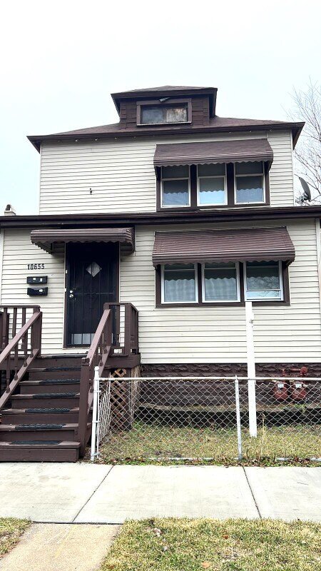 Building Photo - 10655 S Hoxie Ave