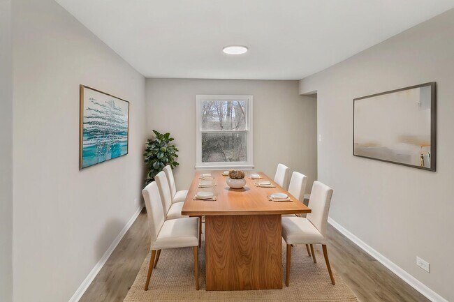 Foto del edificio - Fully Renovated 4 Bedroom Home in Homewood