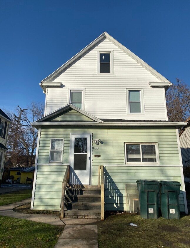 Primary Photo - 408 Magnolia St