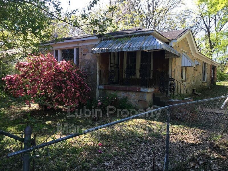 Building Photo - 3411 Cypress Rd