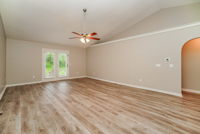 Building Photo - 1091 Drayson Dr