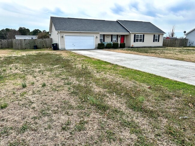 Building Photo - 134 Annie Rd