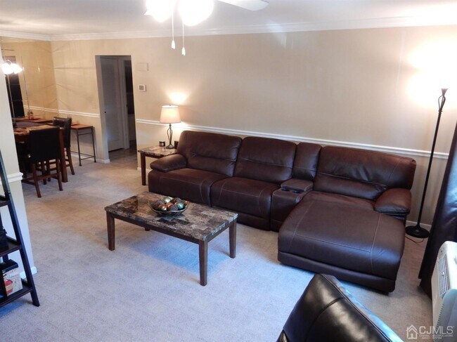 Foto del edificio - 1022 Cricket Ln