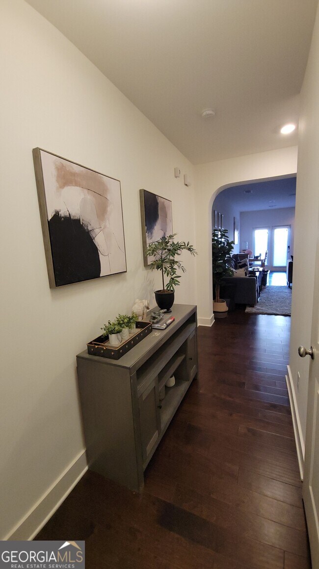 Building Photo - 6372 Princeton Ridge Dr