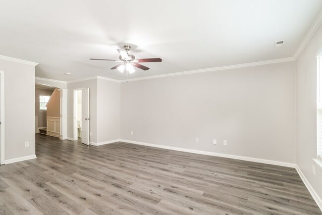 Building Photo - 5004 Broad Leaf Ct