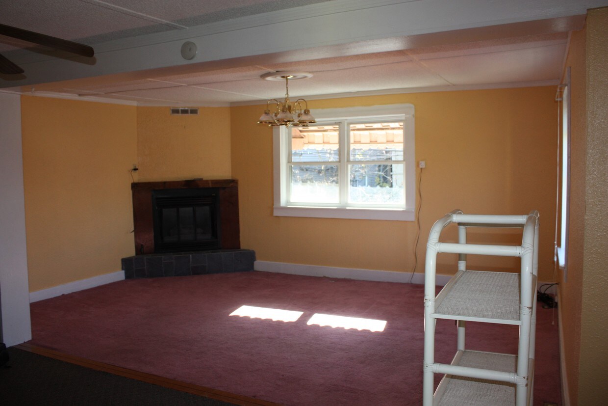 708 Persons Aly, East Aurora, NY 14052 Apartments East Aurora, NY