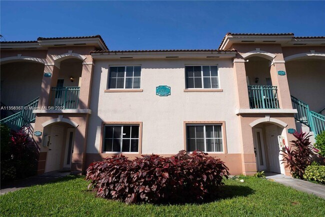 Foto del edificio - 2910 SE 13th Rd