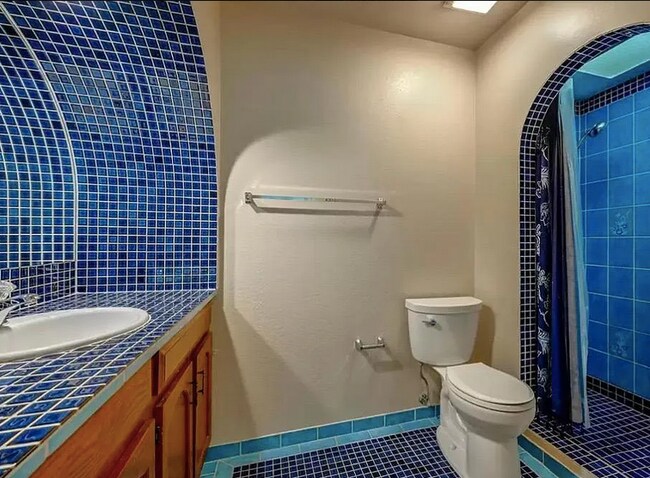 Foto del edificio - 1012 Poplar Dr