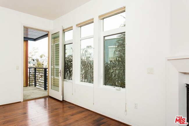 Foto del edificio - 4050 Glencoe Ave