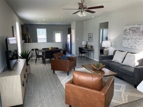 Building Photo - 25484 Northpark Lake Dr