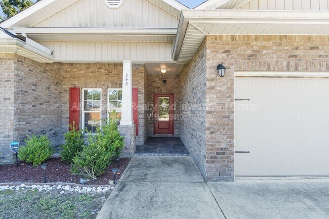 Foto del edificio - 242 Cecelia Dr NW