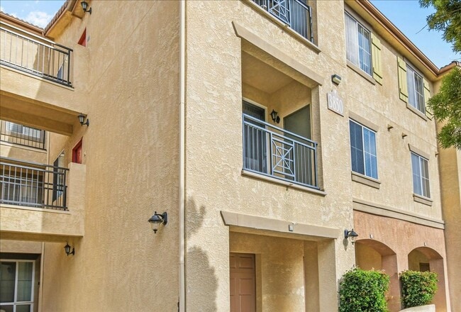 Foto del edificio - Remodeled 1-Bed Condo -  Prime Carmel Vall...