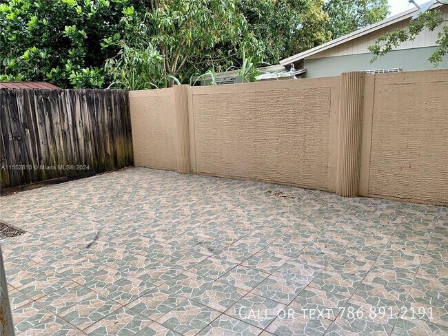 Foto del edificio - 3370 NW 197th Terrace 3370, Miami Gardens,...