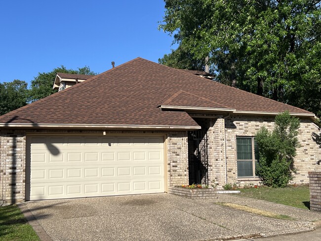 Foto del edificio - 14106 Glen Canon Ln