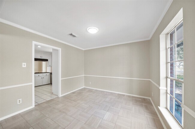 Foto del edificio - 16121 Singapore Ln