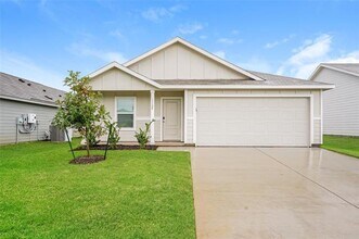 Building Photo - 1129 Tufted Dr