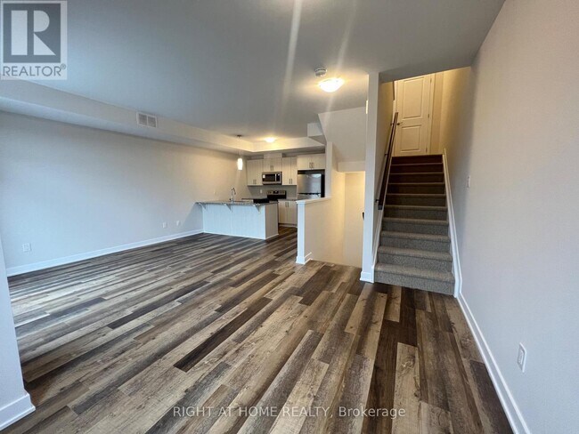 Building Photo - 204 Tussock Private