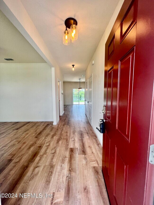 Building Photo - 2176 Pebble Point Dr