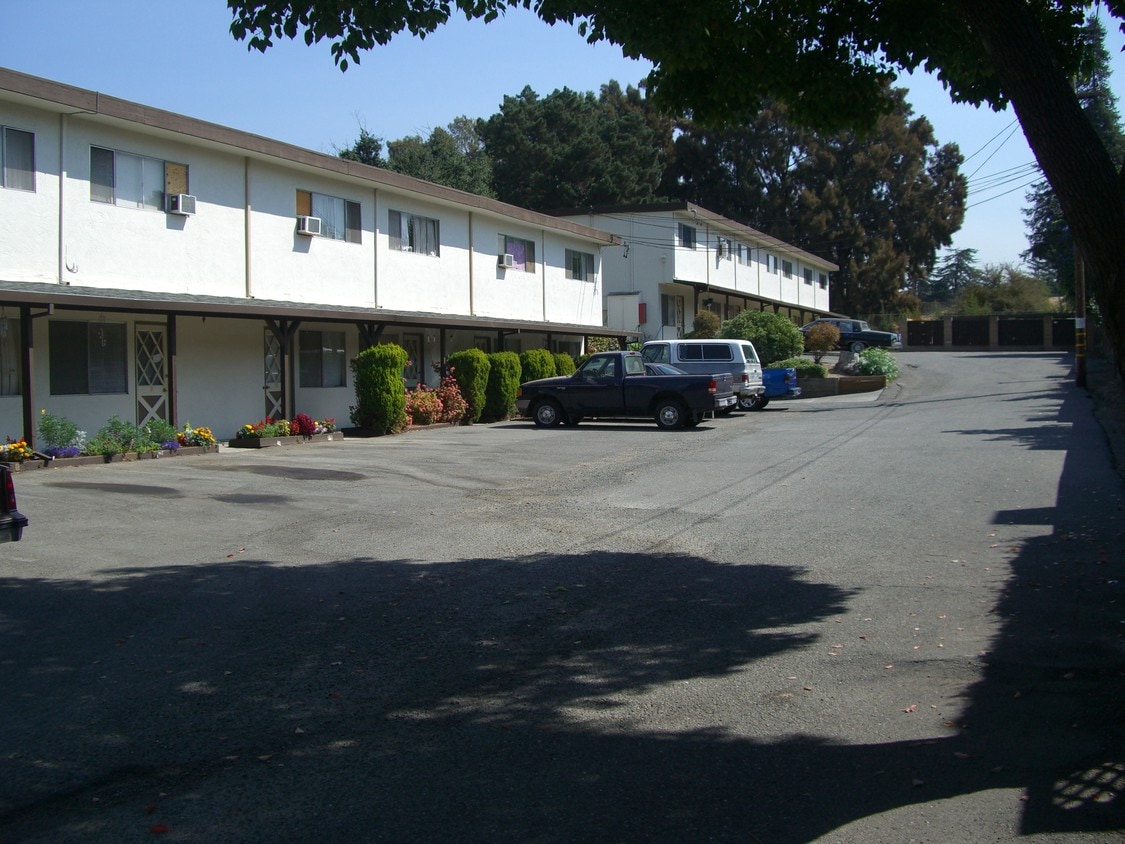 Forest Avenue Apartments Apartments in Castro Valley, CA