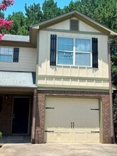 Building Photo - 137 Avalon Dr