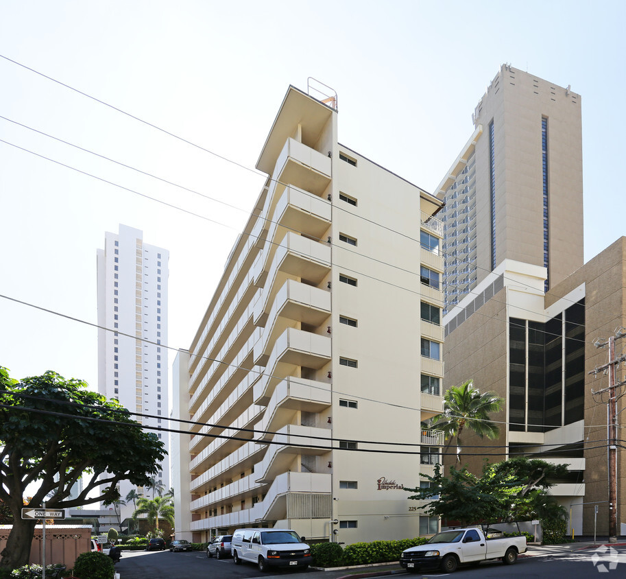 Building Photo - Waikiki Imperial